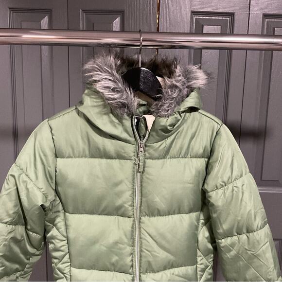 R 88 Rothschild Kids XL (16)  Coat Green Faux Fur Good - Picture 2 of 13